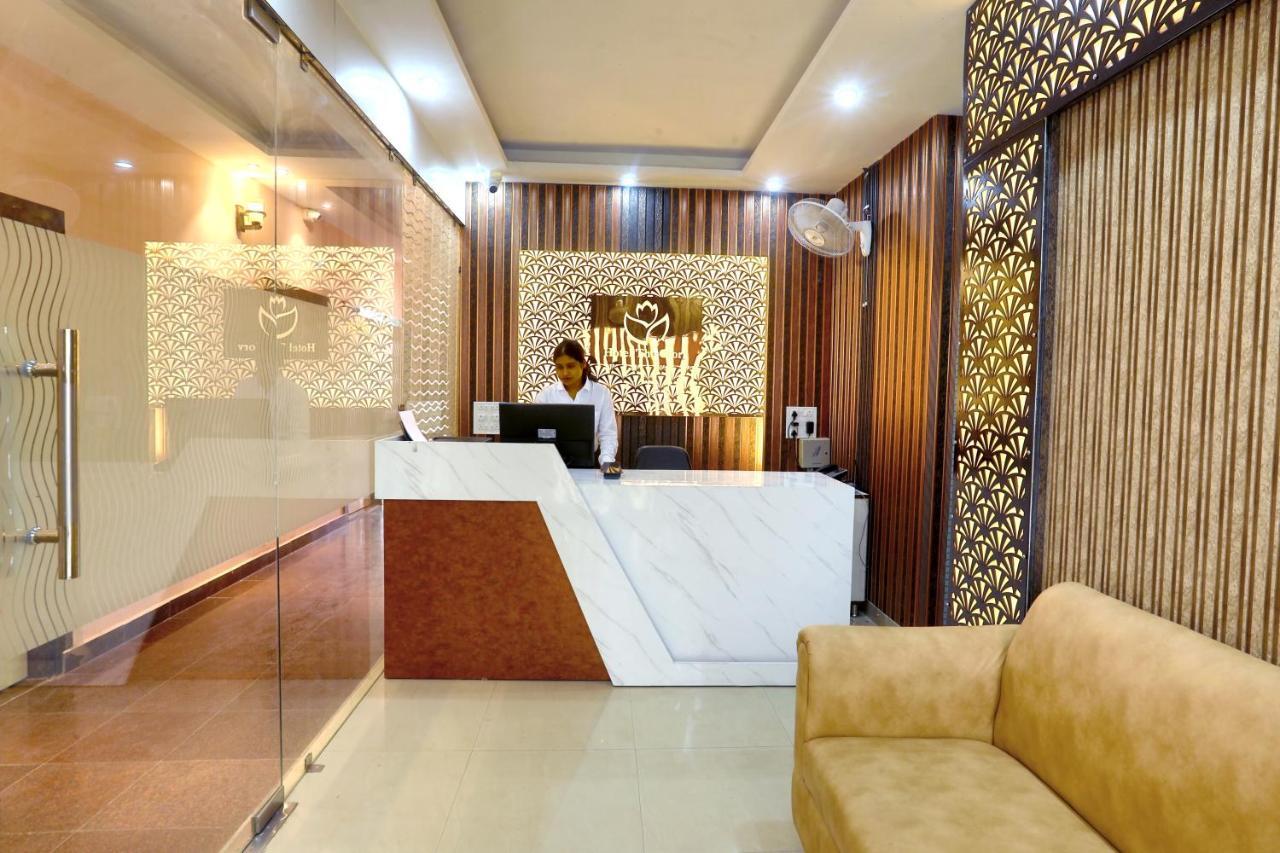 Hotel The Glory Rishīkesh Esterno foto